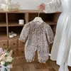 Macacão de bebê outono novo estilo temperamento estampa de leopardo fio de algodão macacão de bebê menina macacão de bebê recém-nascido com calça comprida