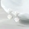 Brincos Elegantes da Série Pérola e Brincos para Uso Diário, Estilo Elegante, Brincos Atacado de Fabricantes, Modernos e Versáteis