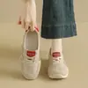 Tênis Branco Feminino 2026, Nova Versão Coreana de Outono, Estilo Ins, Sapatos Versáteis Esportivos Casuais para Estudantes Femininas, Estilo de Rua K1529