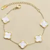 Pulseira Elegante de Novo Estilo Trevo de Quatro Folhas Liso Aço Titânio Banhado Aço Inoxidável Ouro Pulseira Unilateral Joia de Mão Feminina Venda por Atacado de Fábrica