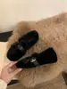 Zapatos blancos peludos para mujer, que aumentan la altura, para otoño e invierno 2026, forrados de felpa, zapatos de algodón cálidos, zapatos de algodón versátiles, mocasines