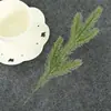 Decorações de Natal Folhas Verdes Recortes Galhos de Pinheiro Guirlanda para Árvore de Natal Feito à Mão DIY Plantas Verdes Artificiais de Plástico Atacado