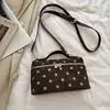 Bolso dulce de lunares para mujer, nuevo estilo 2026 bolsa para lonchera, bolso tote de alta calidad y elegante, bolso de hombro o bolso cruzado relajado y casual