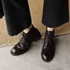 Botas de Cano Curto com Cadarço Estilo Britânico Camada Superior Couro Bovino Salto Grosso Bico Redondo Botas Femininas E-commerce Transfronteiriço Versátil Preto Marrom Dr. Botas Martens