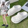 Zuecos Luyoujia Mismo Estilo Amortiguación Nube Esponjosa para Hombre y Mujer 2026 Nuevas Pantuflas Cerradas para Exterior y Playa