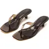 Chanclas de Gel de Nuevo Estilo para Mujer, Calzado de Verano para Exteriores, Sandalias de Tira de Cristal Versátiles y de Moda para la Playa, de Tacón Bajo