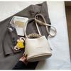 Bolso de Cubo de Mano de Gama Alta 2026 Nuevo Estilo Primavera para Mujer Estilo Coreano Piel Suave Patrón Granulado Gran Capacidad Bolso de Hombro Cruzado