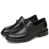 Nuevos Zapatos de Hombre de Cuero Genuino con Relieve Estilo Británico con Correa Moda Tendencia Casual Zapatos de Cuero para Hombre Transfronterizos 46 47