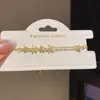 Pulsera de Flor con Circonita Bañada en Oro Real de 18 Quilates, Lujo Accesible y Pulsera de Gama Alta, Joyería de Mano Elegante Estilo Retro Europeo y Americano para Mujeres