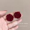 Pendientes de botón vintage con forma de rosa flockeados, color rojo vino de alta calidad, pendientes de botón con aguja de plata 925, clip para orejas de espiral para mosquitos
