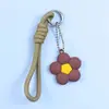 Colgante de Taza de Agua de Goma Suave de PVC Colgante de Flor Colorida Dopamina Llavero DIY Adorno de Flor Pequeña