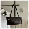 Bolso de Hombro de Nicho de Gama Alta para Mujer 2025 Nueva Tendencia Moda Simple Versátil Bolso de Axila Trabajo Pequeño para Llevar Todo