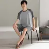 Novos Pijamas de Verão Masculinos 2026, Conjunto Respirável e Fresco de Modal com Manga Curta e Shorts, Estilo Fino, Adequado para Usar Fora de Casa como Roupa de Casa