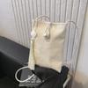 Nuevo mini bolso chino súper popular para mujer, bolso cruzado de moda combinable de verano 2024, bolso de hombro para teléfono móvil