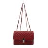 Bolsa Quadrada Pequena Feminina Elegante Casual Tendência Verão 2026 Nova com Fecho de Fivela Padrão Losango Texturizado Corrente Alça Única Transversal