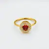 Anel Simples de Aço Inoxidável com Diamantes, High-End, Versátil, Moderno, Luxo Leve, Não Desbota, Exquisito Anel de Amizade em Formato de Coração