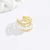 Pendientes Nuevos Colgantes de Oreja con Borlas para Mujeres Sin Perforaciones, Brazaletes de Perlas Retro Asimétricos, Pendientes Largos Elegantes