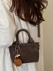 Yue Zi 2026 Otoño Temprano Bolso de Mano Versátil de Gama Alta Nuevo Bolso Cruzado de Hombro Único Informal Retro de Moda para el Trabajo