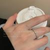 Anillo Estrella Ojo de Gato de Color Contrastante para Mujer Ins Moda Trendy Elegante Anillo para Dedo Índice de Pareja Nicho Anillo Versátil Elegante