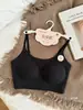 Ropa interior sin costuras de terciopelo cepillado para otoño e invierno para mujer, adecuada para usar en capas o como chaleco, con un pequeño push-up en el pecho y diseño de copa fija