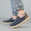 Zapatos sin cordones para hombre zapatos de papá suela blanda estilo casual primavera y otoño transpirables zapatos de tela del viejo Pekín suela blanda antideslizantes zapatos sencillos para hombre