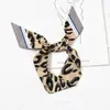 [Cinta de posicionamiento] Chic de leopardo Bufanda pequeña Corea del Sur Dongdaemun Arte decorativo Lazo para bolsa Bufanda pequeña de seda Cinturón para el cabello para mujer