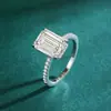 Anillo de Plata de Ley 925 de Lujo Ligero Europeo y Americano con Diamante Simulado de Azúcar Helado para Mujer, Anillo de Diamante de Propuesta Romántico Elegante Francés de Moda