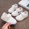 Sapatos Infantis Tênis de Skate Infantil Primavera e Verão Novos Campus Sapatos Brancos Estudantes Malha Respirável Solado Macio Branco Escolar Recomendado