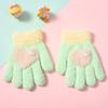 Nuevos guantes cálidos de punto para niños, guantes de invierno a prueba de frío con forro polar y bonitos dibujos animados para bebés de jardín de infantes.