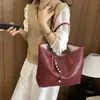 2026 Nuevo Estilo Coreano Moda Bloque de Color Bolso de Hombro de Moda Textura Retro Bolso de Hombro Único Bolso Tote Texturizado de Gran Capacidad