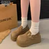 Sandálias Birkenstock casuais retrô de couro genuíno para mulheres, com sola grossa que aumenta a altura, novidade do outono de 2026, mocassins slip-on versáteis