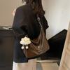 Bolsa Tote de Moda Tendência Versão Coreana Feminina Nova Casual Mais Fácil de Combinar Bolsa de Ombro Design de Nicho Inverno 2025 Bolsa Transversal