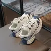 Zapatillas de Correr para Niños 2026 Nuevas Primavera y Otoño para Niños con Hebilla Giratoria Zapatos de Papá para Niñas Suela Suave Ligeras Casuales