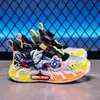 Tênis infantis com luz 2026 outono sapatos infantis com solas macias, antiderrapantes, superfície de couro respirável, tênis de corrida leves em EVA