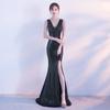 Anfitriona Femenina 2026 Nueva Moda Cola de Pez Banquete Digno y Sexy Ajustado al Cuerpo Modelo Vestido de Noche Coro