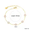 Pulseira Cruzada Europeia e Americana Flor de Sete Pétalas Estilo Ins Fresca e Doce Acessório de Mão Floral Pulseira de Aço Inoxidável Banhada a Ouro 18K