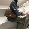 Bolso de mujer 2026 nuevo, moderno, retro, de gamuza acolchado con cadena y cierre de candado, estilo bandolera, al hombro y para llevar debajo del brazo