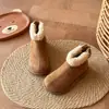 Botas de Neve para Meninas 2026 Inverno Plus Veludo Quente Superfície de Veludo Fosco Solado Macio Antiderrapante Zíper Traseiro Fashion Versátil Botas de Algodão