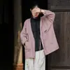 26 Cardigan Feminino de Algodão e Linho Outono Novo Estilo Renda Desgastada com Cadarço, Peça de Roupa Feminina Estilo Boêmio Único e Moderno