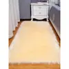 Alfombra Blanca Larga de Felpa para Sala de Estar Mesa de Café Felpudo Engrosado Dormitorio Mesita de Noche Simple Imitación Lana Celebridad de Internet Gris