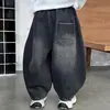 Pantalones Vaqueros Forrados de Felpa para Niños Otoño Invierno 2026 Nuevo Estilo Pantalones Gruesos Curvos para Bebé Pantalones de Forro Polar de Una Pieza para Niños de Invierno