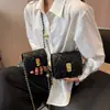 Bolsa transversal acolchoada estilo Chanel para mulheres, novo modelo 2026, bolsa quadrada pequena de alta qualidade, bolsa de ombro e bolsa transversal versátil