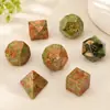 Fornecimento Direto da Fábrica de Dados Poliedros de Pedra Verde Flor Natural Dungeons and Dragons Jogo de Tabuleiro Dnd Jogo de Dados Conjunto Z03