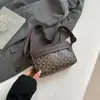 2026 Bolso Pequeño Cuadrado Nuevo con Estampado de Boca de Tiburón Personalizado para Mujer, Bolso de Hombro Único, Bolso Cruzado, Bolso para Teléfono Versátil de Moda Retro