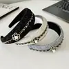 Nueva Diadema de Cadena de Tobillo Alto para Otoño e Invierno con un Toque de Lujo, Lujo Ligero, Borde Ancho, Estilo Chanel, Pasador de Pelo Simple y de Moda para Mujer