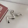 Pinza Grande de Metal Ondulado Estilo Francés con Pinza de Tiburón de Gran Volumen para el Cabello para Mujeres Estilo Frío Simple y Versátil Popular Accesorio para el Cabello