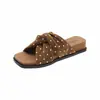 Sandalias de cuña de suela gruesa estilo francés para mujer, para uso exterior en verano, nuevo modelo 2026, adecuadas para combinar con faldas, versión coreana, sandalias slip-on con tiras cruzadas de lunares