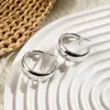 Pendientes de Botón Geométricos Personalizados Ins Transfronterizos Europeos y Americanos Hebilla de Oreja Martillada de la Corte Francesa Pendientes Irregulares Retorcidos