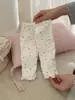 Meias IOULOR de Coelho com Flores para Mulheres, Estilo Coreano de Outono, Malha Macia para Meninas, Meias de Cano Médio Vazadas com Babados, Sem Pé