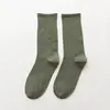 Calcetines de Felpa Blancos para Mujer Verano Color Puro Estilo Japonés Calcetines de Media Pantorrilla para Mujer Calcetines Ins de Moda Retro Calcetines Delgados Negros para Mujer